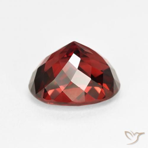 Granato Piropo Rosso Sangue Profondo naturale da 6.12 ct, Ovale, VVS