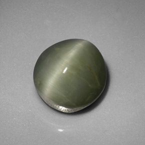 Quartz cat's eye naturale verde da 5,45 ct, taglio ovale, opaco