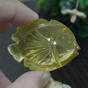 Quarzo naturale giallo da 100,05 ct, forma fantasia, trasparente