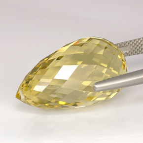 Quarzo naturale giallo da 22,59 ct, briolette, VS