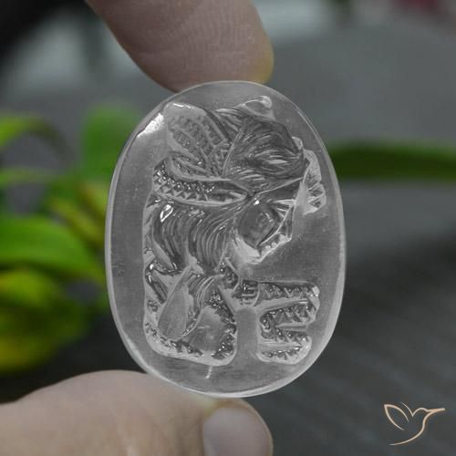Quarzo naturale bianco da 39,50 ct, forma fantasia, trasparente