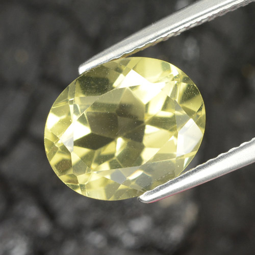 Quarzo naturale giallo da 3,86 ct, taglio ovale, VVS-VS