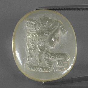 Quarzo naturale giallo da 23,82 ct, forma fantasia, trasparente