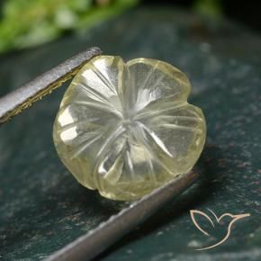 Quarzo Giallo crema pallido naturale da 2.64 ct, Taglio a fiore, Trasparente