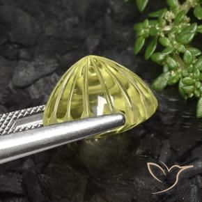 Quarzo Giallo mais chiaro naturale da 13.38 ct, Taglio a fiore, Trasparente