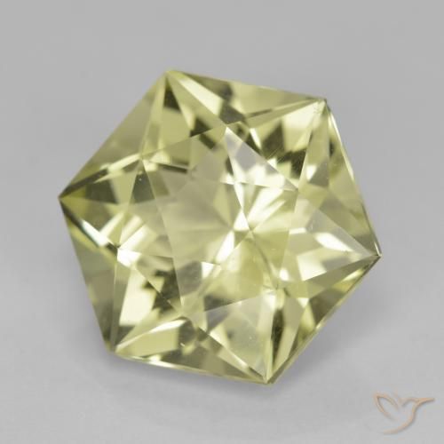 Quarzo Giallo medio naturale da 8.01 ct, Taglio a fantasia, VVS
