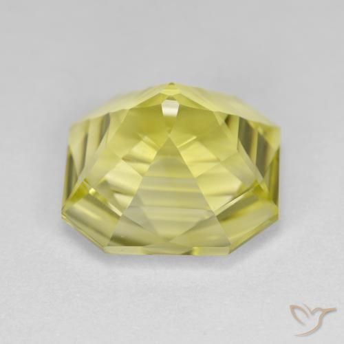 Quarzo Giallo Ananas Chiaro naturale da 6.37 ct, Ottagonale / Taglio smeraldo, VVS-VS