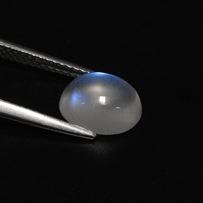 Pietra di luna arcobaleno Blu bianco naturale da 2.32 ct, Taglio ovale, Traslucido