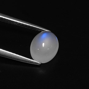 Pietra di luna arcobaleno naturale bianco da 2,23 ct, taglio ovale, traslucido
