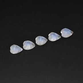 Pietra di luna arcobaleno naturale bianco da  ct, a forma di cuore, trasparente
