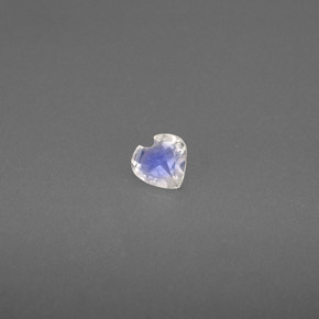 Pietra di luna arcobaleno naturale bianco da 0,13 ct, a forma di cuore, trasparente