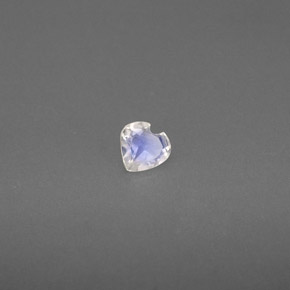 Pietra di luna arcobaleno naturale bianco da 0,13 ct, a forma di cuore, trasparente