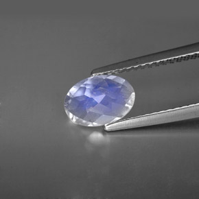 Pietra di luna arcobaleno Blu bianco naturale da 0.88 ct, Taglio ovale, VS