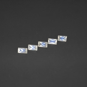 Gemme di Pietra di luna arcobaleno Blu bianco naturale da  ct, Taglio a baguette, VS