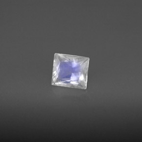 Pietra di luna arcobaleno Blu bianco naturale da 0.75 ct, Taglio a baguette, VS
