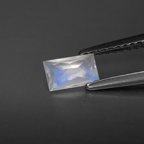 Pietra di luna arcobaleno Blu bianco naturale da 0.40 ct, Taglio a baguette, VS