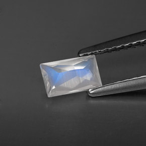 Pietra di luna arcobaleno Blu bianco naturale da 0.42 ct, Taglio a baguette, VS