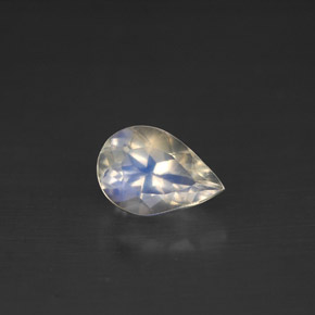 Pietra di luna arcobaleno Blu bianco naturale da 0.77 ct, Forma a pera, VS