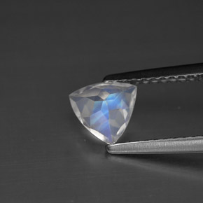 Pietra di luna arcobaleno naturale bianco da 0,57 ct, trillion, VS