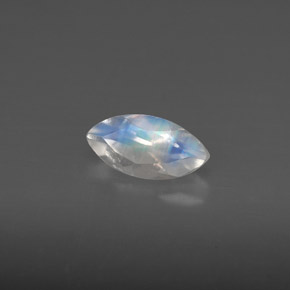 Pietra di luna arcobaleno Blu bianco naturale da 0.56 ct, Trasparente, Trasparente/Traslucido