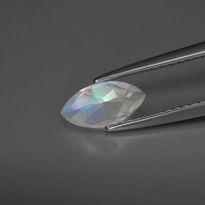Pietra di luna arcobaleno Blu bianco naturale da 0.56 ct, Trasparente, Trasparente/Traslucido