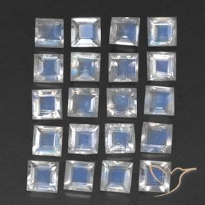 Gemme di Pietra di luna arcobaleno Bianco bluastro naturale da 2.73 ct, Quadrato, Trasparente