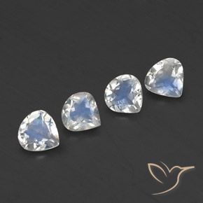 1.36ctw Naturale Bianco bluastro Pietra di luna arcobaleno, Forma a pera, Trasparente