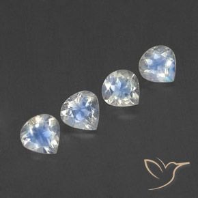 Gemme di Pietra di luna arcobaleno Bianco bluastro naturale da 1.70 ct, Forma a pera, Trasparente