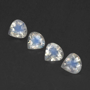 Pietra di luna arcobaleno naturale bianco da 1,35 ct, taglio a pera, trasparente