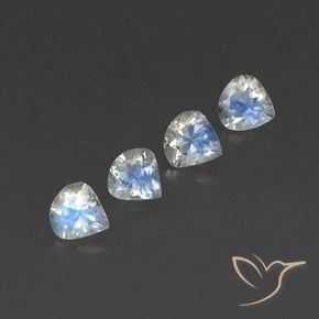 Gemme di Pietra di luna arcobaleno Bianco bluastro naturale da 1.52 ct, Forma a pera, Trasparente
