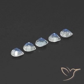 Gemme di Pietra di luna arcobaleno Bianco bluastro naturale da 1.52 ct, Forma a pera, Trasparente