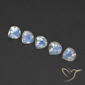 Gemme di Pietra di luna arcobaleno Bianco bluastro naturale da 1.82 ct, Forma a pera, Trasparente