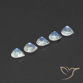 Gemme di Pietra di luna arcobaleno Bianco bluastro naturale da 1.82 ct, Forma a pera, Trasparente