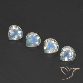 Gemme di Pietra di luna arcobaleno Bianco bluastro naturale da 1.30 ct, Forma a pera, Trasparente