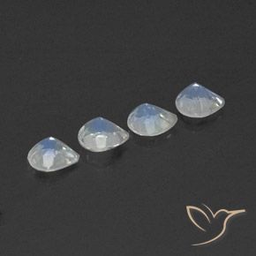 Gemme di Pietra di luna arcobaleno Bianco bluastro naturale da 1.30 ct, Forma a pera, Trasparente