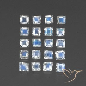 Gemme di Pietra di luna arcobaleno Bianco bluastro naturale da 2.27 ct, Quadrato, Trasparente/Traslucido