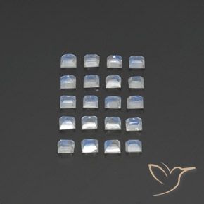 Gemme di Pietra di luna arcobaleno Bianco bluastro naturale da 2.74 ct, Quadrato, Trasparente