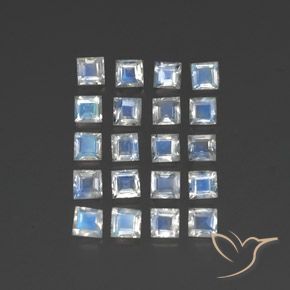 Gemme di Pietra di luna arcobaleno Bianco bluastro naturale da 2.74 ct, Quadrato, Trasparente