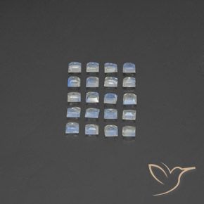 Gemme di Pietra di luna arcobaleno Bianco bluastro naturale da 2.60 ct, Quadrato, Trasparente