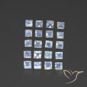 Gemme di Pietra di luna arcobaleno Bianco bluastro naturale da 2.88 ct, Quadrato, Trasparente