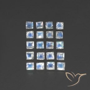 Gemme di Pietra di luna arcobaleno Bianco bluastro naturale da 2.83 ct, Quadrato, Trasparente