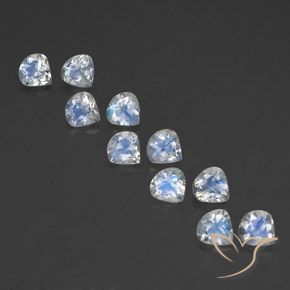 3.48ctw Naturale Bianco bluastro Pietra di luna arcobaleno, Forma a pera, Trasparente