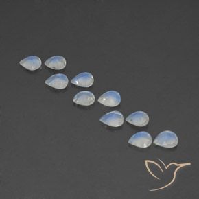 Gemme di Pietra di luna arcobaleno Bianco bluastro naturale da 2.97 ct, Forma a pera, Trasparente