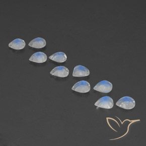 Gemme di Pietra di luna arcobaleno Bianco bluastro naturale da 2.68 ct, Forma a pera, Trasparente