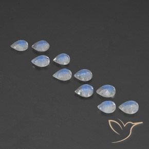 Gemme di Pietra di luna arcobaleno Bianco bluastro naturale da 3.16 ct, Forma a pera, Trasparente