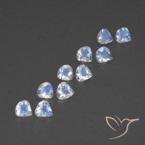 Gemme di Pietra di luna arcobaleno Bianco bluastro naturale da 3.18 ct, Forma a pera, Trasparente
