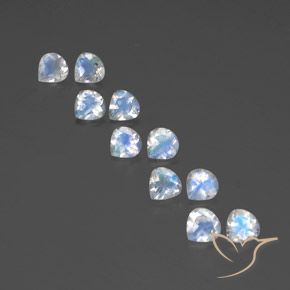 3.78ctw Naturale Bianco bluastro Pietra di luna arcobaleno, Forma a pera, Trasparente
