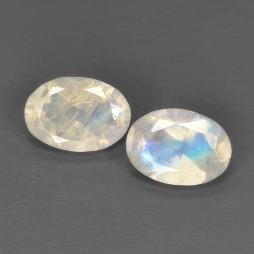 Gemme di Pietra di luna arcobaleno Bianco bluastro naturale da 1.45 ct, Taglio ovale, Trasparente