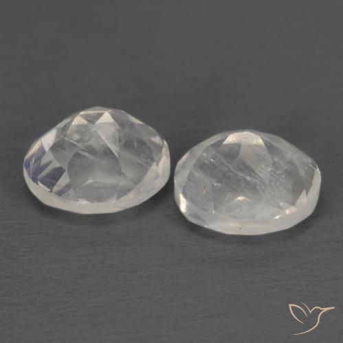 Gemme di Pietra di luna arcobaleno Bianco bluastro naturale da 2.29 ct, Ovale, Trasparente