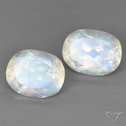3.90ctw Naturale Bianco bluastro Pietra di luna arcobaleno, Ovale, Trasparente